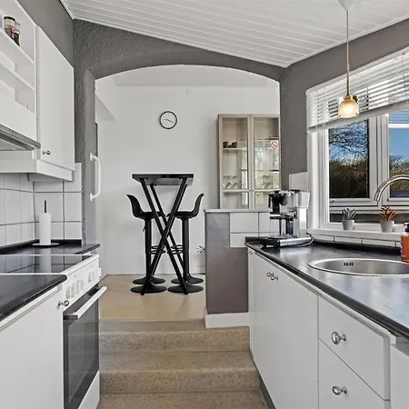 Bisera - 3km From The Sea By Interhome *